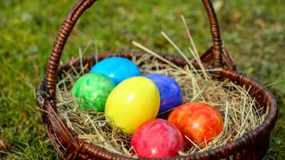Eggs easter basket hay 4k wallpaper