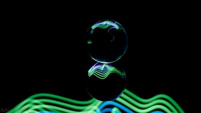 Ball wavy neon 4k wallpaper
