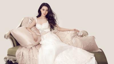 Fan bingbing in a wedding dress 4k wallpaper