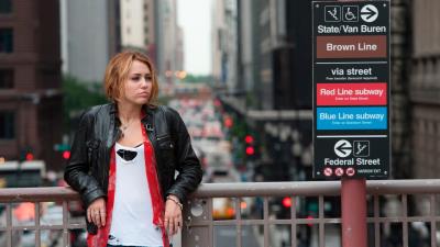 Miley cyrus on the bridge 4k wallpaper