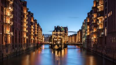 Night city architecture river 4k wallpaper