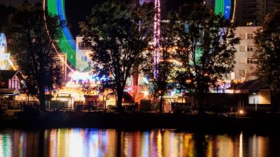 Night city river ferris wheel 4k wallpaper