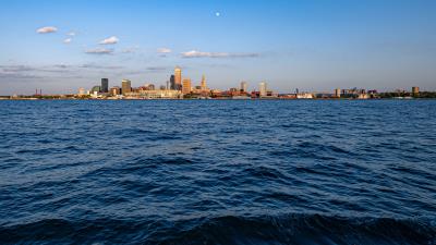 Sea city buildings 4k wallpaper