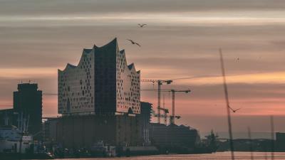 Architecture building water 4k wallpaper