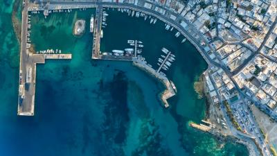 Boats port pier 4k wallpaper