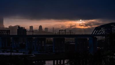 Bridge road sun 4k wallpaper