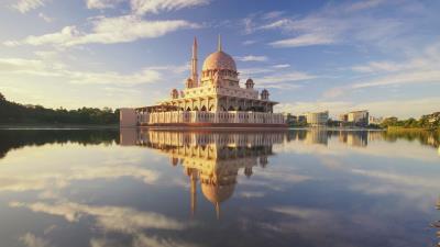 Building architecture river reflection 4k wallpaper