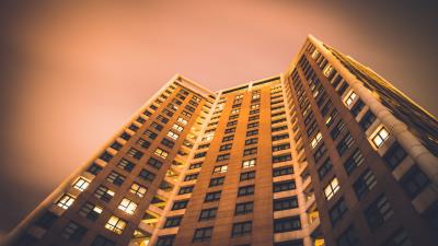 Building facade bottom view 4k wallpaper