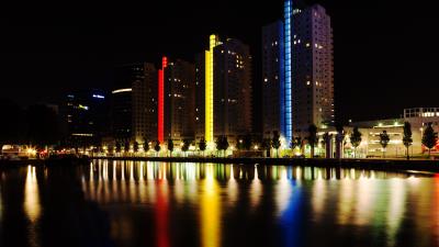 City embankment lights 4k wallpaper
