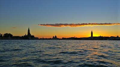 City horizon dawn 4k wallpaper