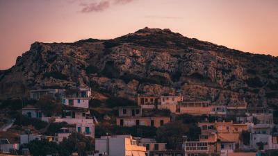 City rocks coast 4k wallpaper