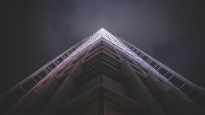 Facade architecture night 4k wallpaper