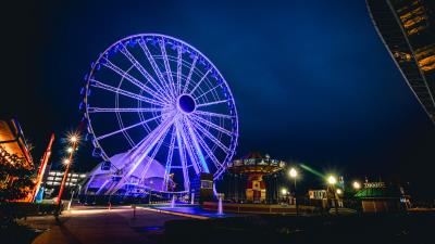 Ferris wheel night light attraction 4k wallpaper