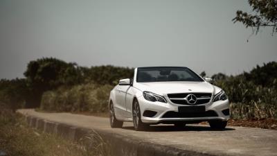 Mercedes benz e 200 mercedes car 4k wallpaper