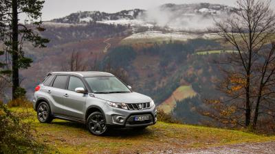 Suzuki vitara side view mountains 4k wallpaper