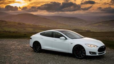 Tesla s p85 white side view 4k wallpaper