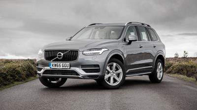 Volvo xc90 silver side view 4k wallpaper