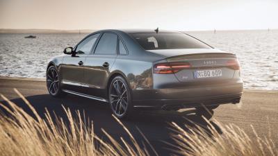 Audi s8 rear view 4k wallpaper