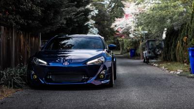 Auto front view blue 4k wallpaper