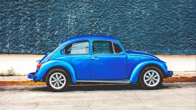 Auto retro side view blue 4k wallpaper