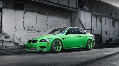 Bmw m3 e92 green side view wing shadow building 4k wallpaper