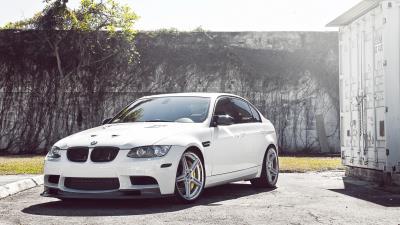 Bmw sedan white wheels tree m3 e90 4k wallpaper