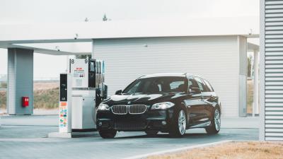Bmw series 5 bmw fuel station 4k wallpaper