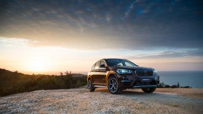 Bmw x1 f49 side view crossover 4k wallpaper