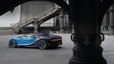 Bugatti chiron side view 4k wallpaper