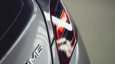 Car lantern optics 4k wallpaper