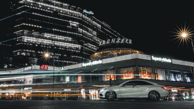 Car night city street 4k wallpaper