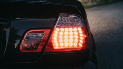 Car rear view headlight 4k wallpaper