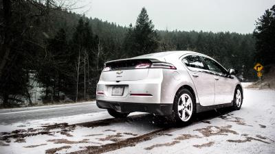 Chevrolet volt chevrolet snowfall 4k wallpaper