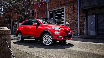 Fiat 500x side view red 4k wallpaper