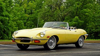 Jaguar e type 1968 convertible yellow 4k wallpaper