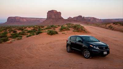 Kia car side view 4k wallpaper