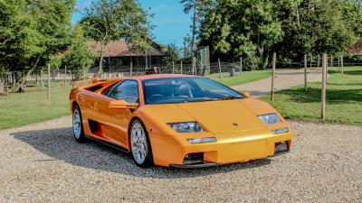 Lamborghini diablo side view sports car 4k wallpaper