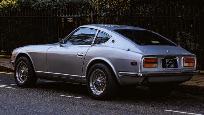 Machine retro vintage 4k wallpaper