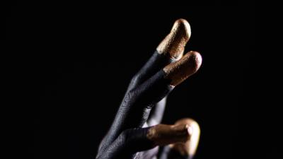 Hand fingers paint 4k wallpaper