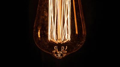 Light bulb glow light 4k wallpaper