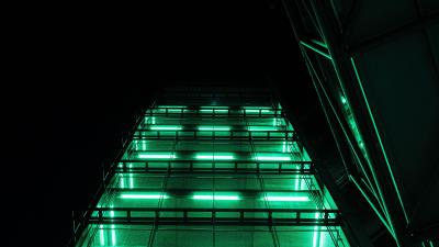 Light bulbs neon glow 4k wallpaper