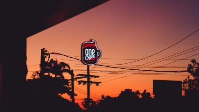 Signboard cafeteria night 4k wallpaper