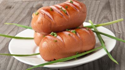 Sausage cut onion plate 4k wallpaper