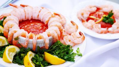 Shrimps sauce lemon parsley 4k wallpaper