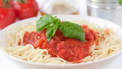 Spaghetti dish sauce tomatoes fresh herbs 4k wallpaper
