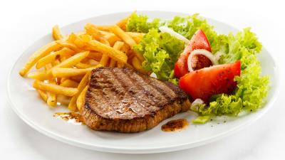 Steak potatoes cabbage tomatoes onions 4k wallpaper