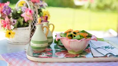 Still life salad bouquet 4k wallpaper