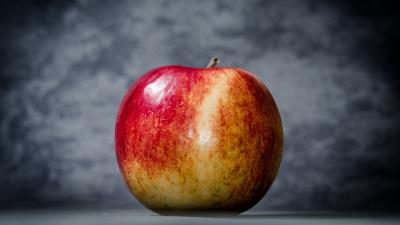 Apple ripe fruit red 4k wallpaper