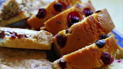 Cake berries nuts pastries 4k wallpaper