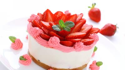 Cake berry cream dessert 4k wallpaper